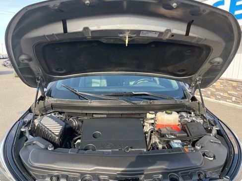 Used 2021 Buick Enclave Essence AWD/4WD image 24