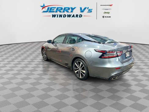 Used 2023 Nissan Maxima SV w/ Floor Mat Group image 6