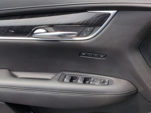 Certified 2020 Cadillac XT6 Premium Luxury AWD/4WD image 24