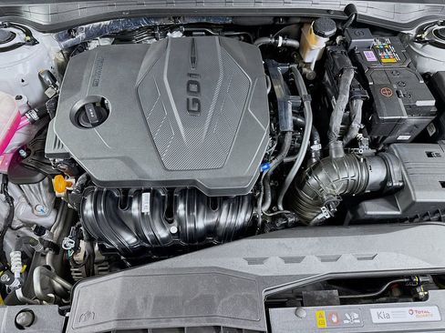 Used 2025 Kia K5 GT-Line w/ GT-Line Premium Package FWD image 35