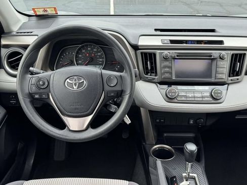 Used 2013 Toyota RAV4 XLE AWD/4WD image 13