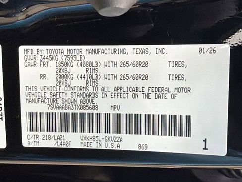 Used 2026 Toyota Sequoia Platinum AWD/4WD image 43