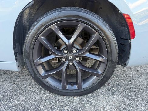 Used 2020 Dodge Charger SXT w/ Blacktop Package RWD image 29