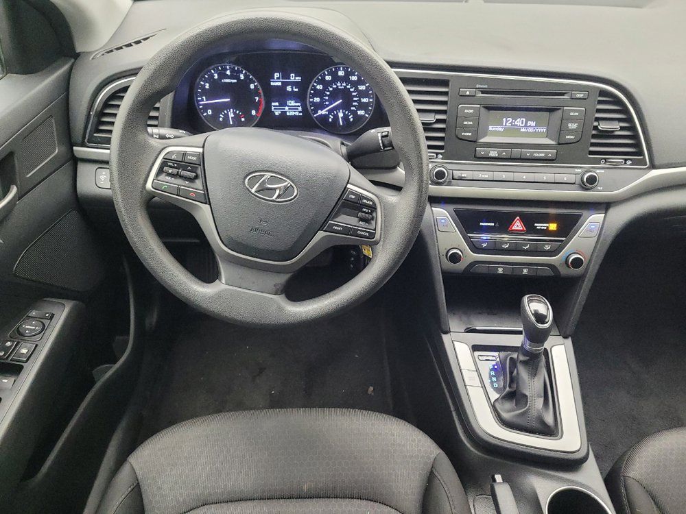 Used 2018 Hyundai Elantra SE FWD image 22