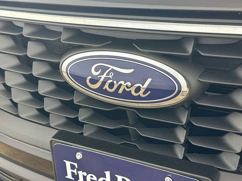 Certified 2025 Ford Escape Active AWD/4WD image 32