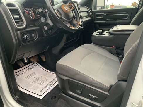 Used 2024 RAM 2500 Big Horn image 14