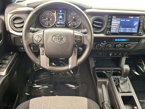 Used 2023 Toyota Tacoma TRD Off-Road AWD/4WD image 21
