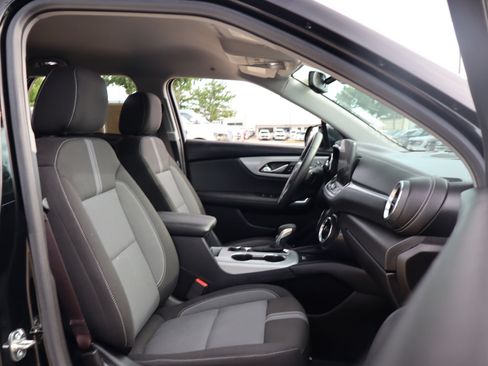 Used 2024 Chevrolet Blazer LT w/ Convenience Package FWD image 29