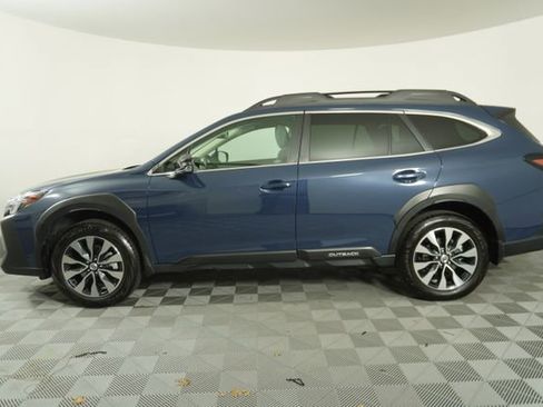 Used 2025 Subaru Outback Limited image 4