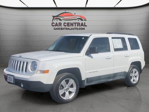 Used 2011 Jeep Patriot Latitude image 1