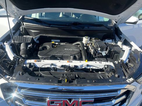 Used 2020 GMC Terrain SLT image 5