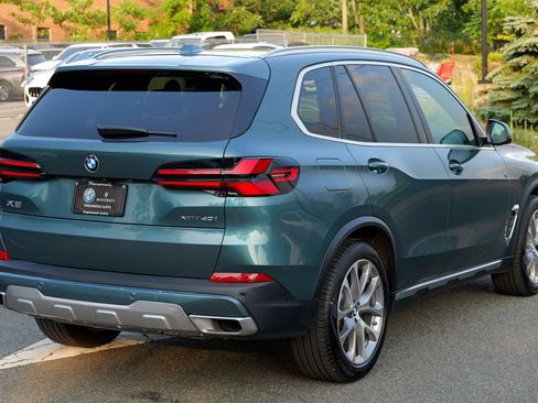 Used 2024 BMW X5 xDrive40i w/ Premium Package AWD/4WD image 7