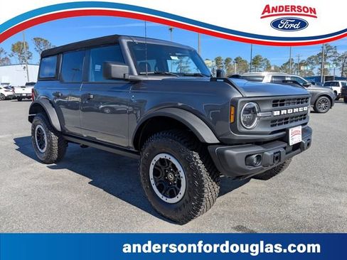 New 2024 Ford Bronco Black Diamond w/ Sasquatch Package AWD/4WD image 1