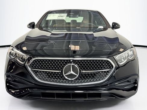 New 2026 Mercedes-Benz E 450 4MATIC Sedan image 2