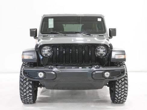 Used 2021 Jeep Wrangler Unlimited Willys image 3