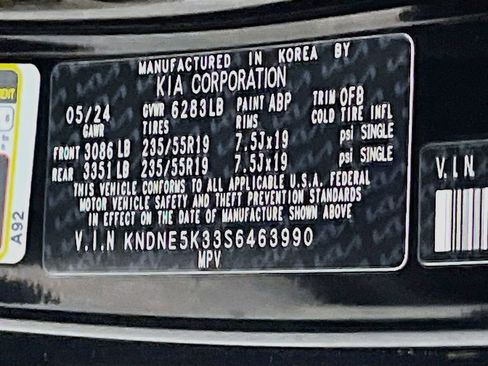 Used 2025 Kia Carnival SX w/ SX Dark Edition Package FWD image 34