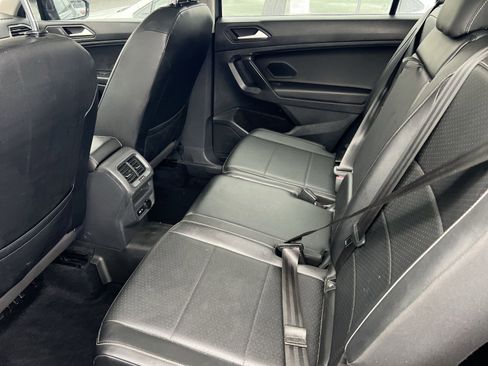 Used 2021 Volkswagen Tiguan SEL image 20