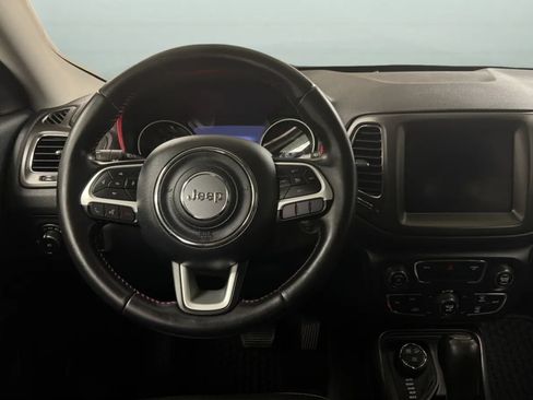 Used 2019 Jeep Compass Trailhawk AWD/4WD image 10