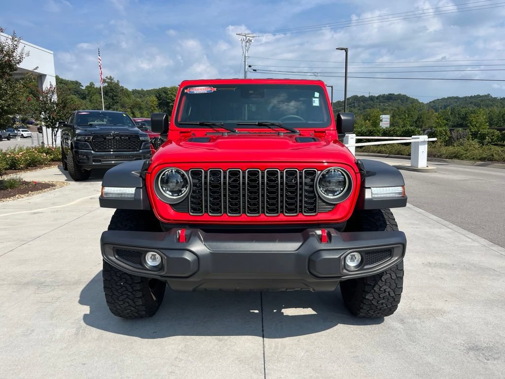 Used 2025 Jeep Wrangler Unlimited Rubicon AWD/4WD image 31