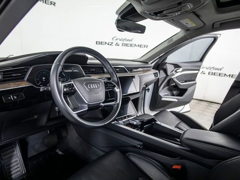 Used 2019 Audi e-tron Prestige AWD/4WD image 20
