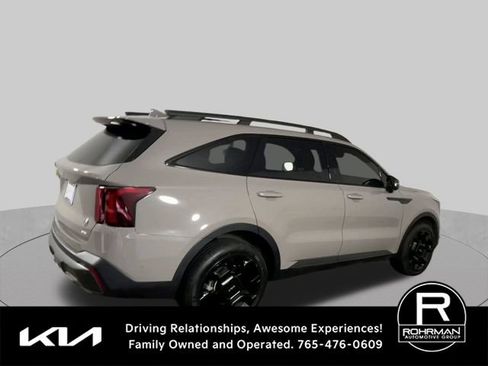Used 2024 Kia Sorento SX AWD/4WD image 9