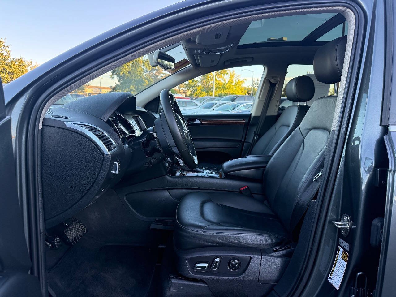 Used 2015 Audi Q7 3.0T Premium Plus w/ Premium Plus Package AWD/4WD image 10