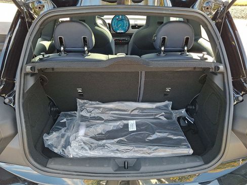 Used 2025 MINI Cooper 2-Door Hardtop image 29