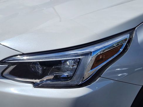 Used 2021 Subaru Outback Limited w/ Popular Package #2 AWD/4WD image 8