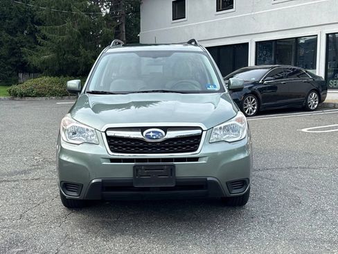 Used 2015 Subaru Forester 2.5i Premium AWD/4WD image 2