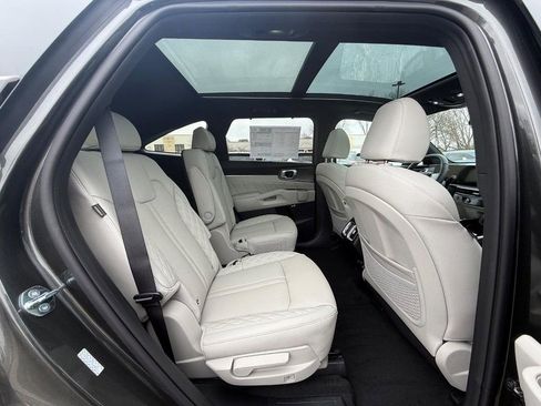 New 2026 Kia Sorento SX Prestige AWD/4WD image 12