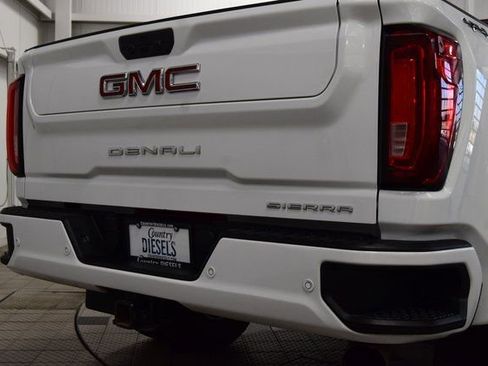 Used 2023 GMC Sierra 3500 Denali w/ Denali Ultimate Package image 19