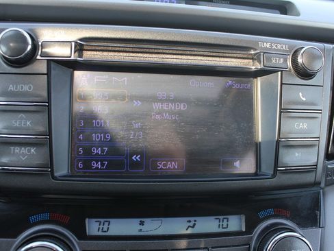 Used 2013 Toyota RAV4 Limited image 20