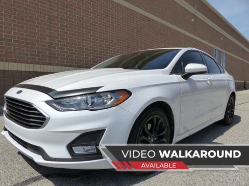 Used 2020 Ford Fusion SE w/ Equipment Group 151A FWD image 1