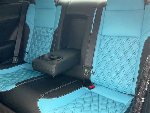 Used 2016 Dodge Challenger R/T Scat Pack w/ Leather Interior Group image 15