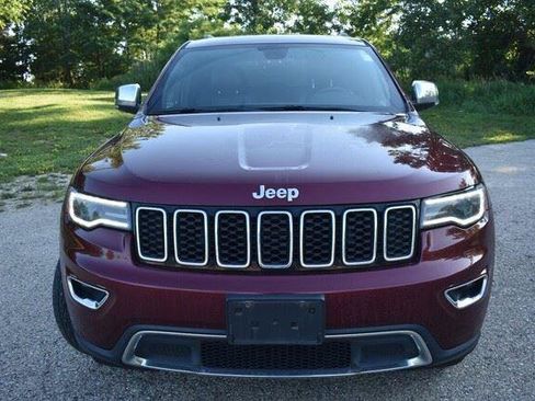 Used 2018 Jeep Grand Cherokee Limited AWD/4WD image 11