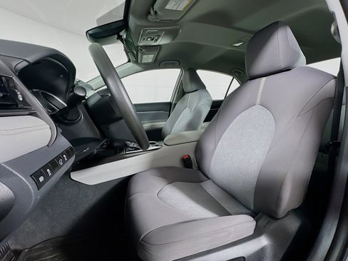 Used 2023 Toyota Camry LE image 11