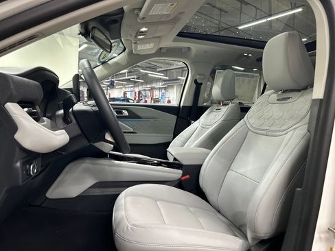 New 2026 Ford Explorer Platinum w/ LUX Leather Package AWD/4WD image 10