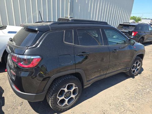 Used 2022 Jeep Compass Trailhawk AWD/4WD image 4