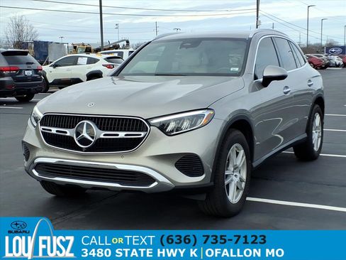 Used 2024 Mercedes-Benz GLC 300 4MATIC image 2