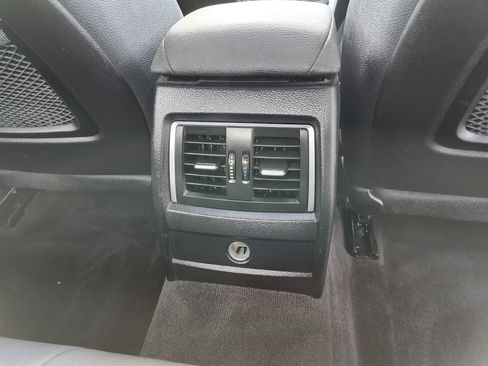 Used 2018 BMW 320i xDrive Sedan w/ Convenience Package AWD/4WD image 21