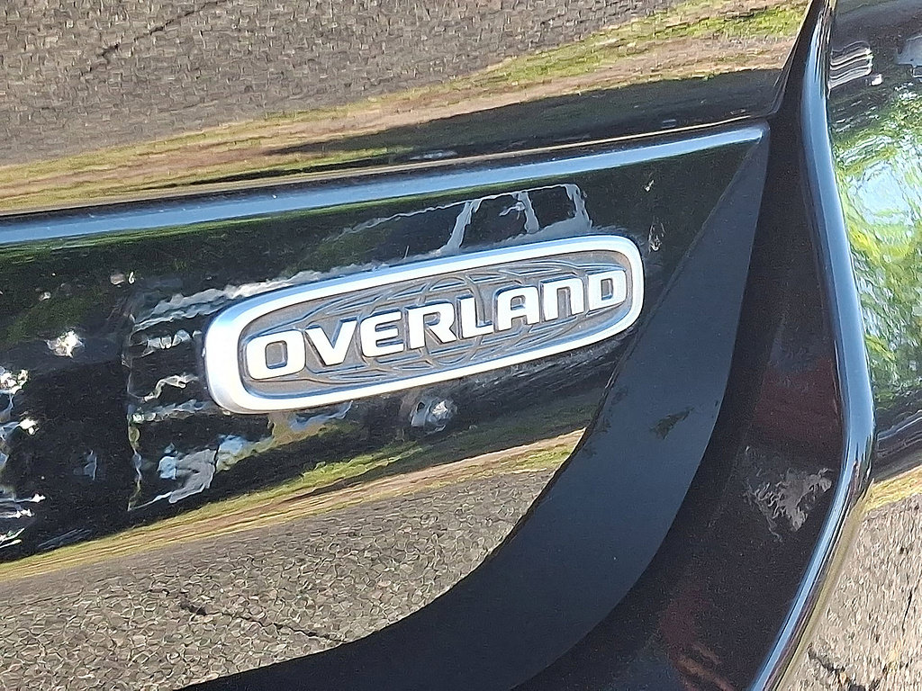 Certified 2025 Jeep Grand Cherokee L Overland w/ Advanced Protech Group III AWD/4WD image 30