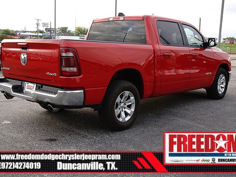 Used 2024 RAM 1500 Laramie AWD/4WD image 5
