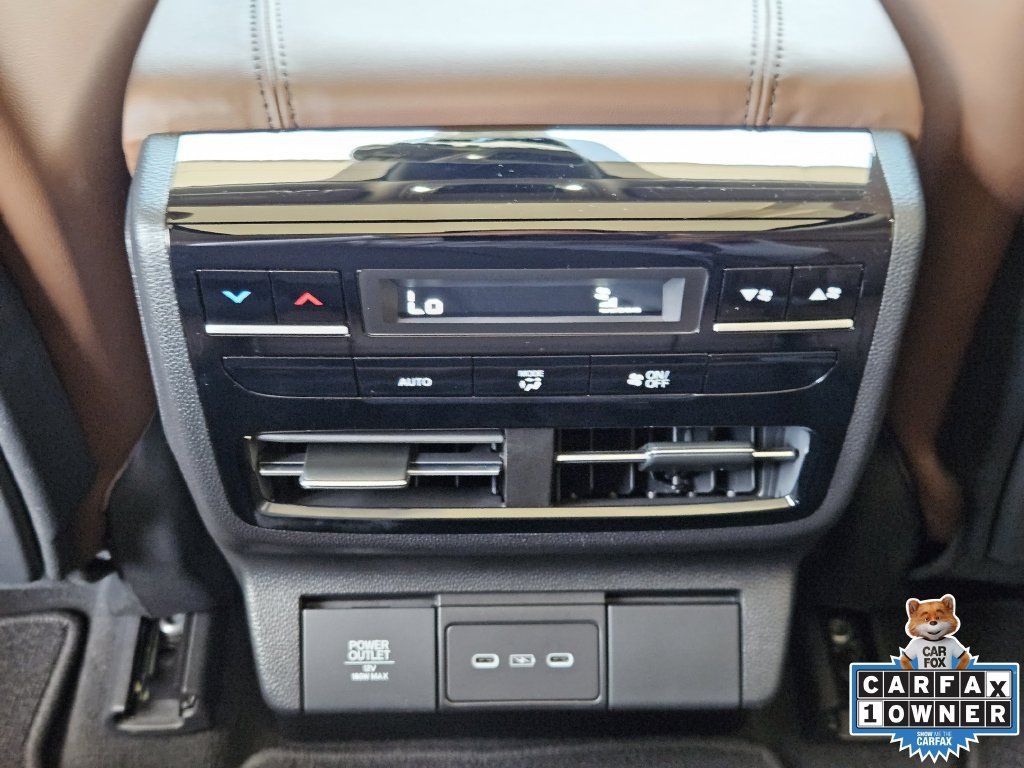Used 2026 Acura MDX w/ Technology Package FWD image 31