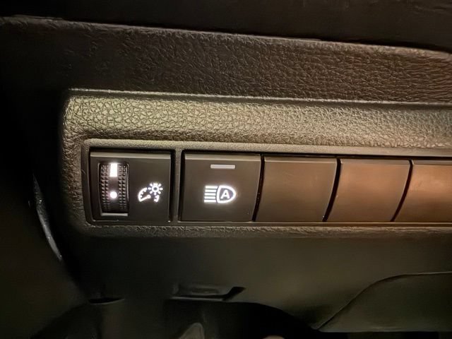 Used 2024 Toyota Corolla LE FWD image 18