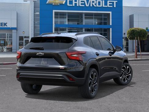 New 2026 Chevrolet Trax RS w/ Driver Confidence Package FWD image 4