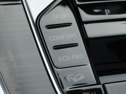 Certified 2026 BMW X7 xDrive40i AWD/4WD image 31