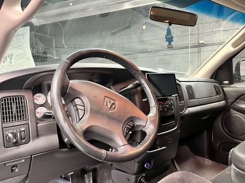 Used 2003 Dodge Ram 2500 Truck SLT image 11