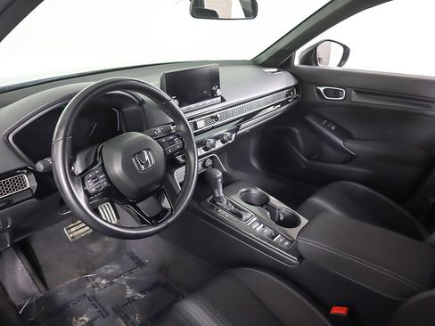 Used 2025 Honda Civic Sport image 24