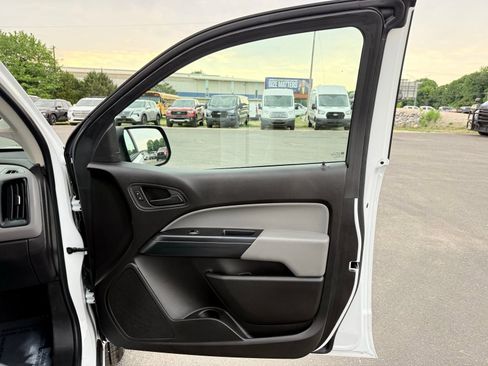 Used 2017 Chevrolet Colorado W/T w/ WT Convenience Package RWD image 20