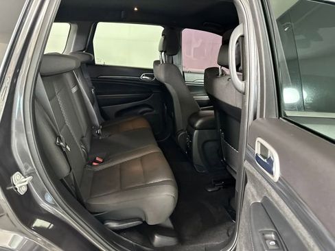 Used 2020 Jeep Grand Cherokee Laredo image 27